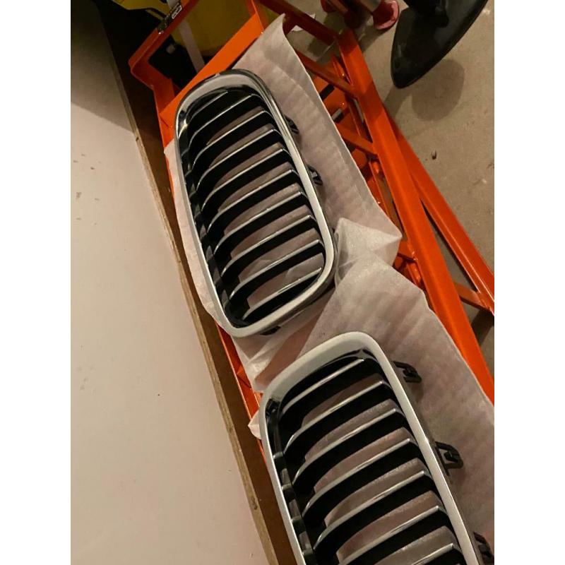 BMW 5 series f10/f11 grilles (chrome)