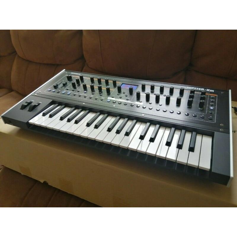 Roland JUPITER-Xm Synthesizer
