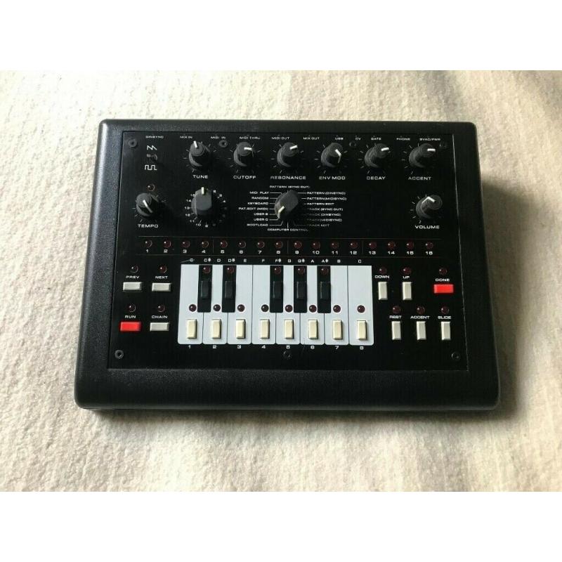 Roland TB 303 Clone - Mode Machines Xoxbox + 4 Mods Rare!
