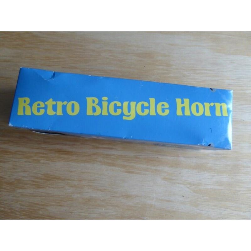 MARKS AND SPENCERS VINTAGE / RETRO BICYCLE HORN GIFT BOXED AS NEW GREAT CHRISTMAS PRESENT IDEA
