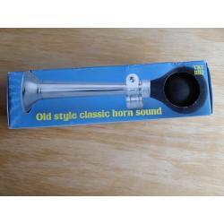 MARKS AND SPENCERS VINTAGE / RETRO BICYCLE HORN GIFT BOXED AS NEW GREAT CHRISTMAS PRESENT IDEA