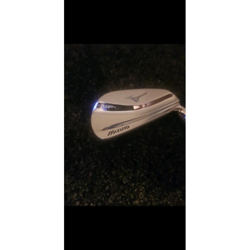 Blades mazuno mp5s best clubs for seasoned golfer.