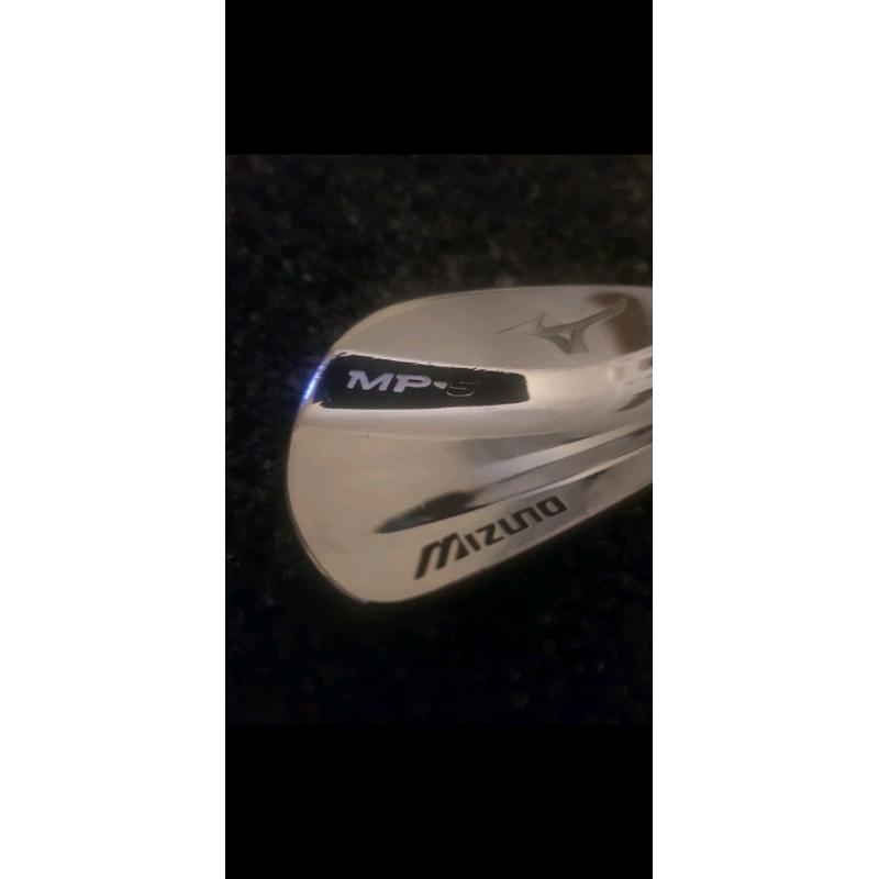 Blades mazuno mp5s best clubs for seasoned golfer.