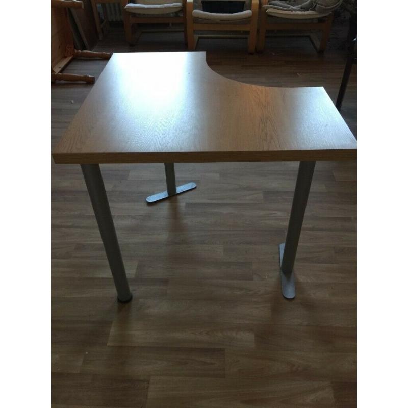 Small Curved Desk