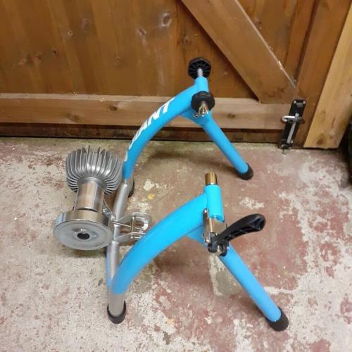 Giant Cyclotron Fluid ST Turbo Trainer