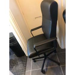 Desk chair