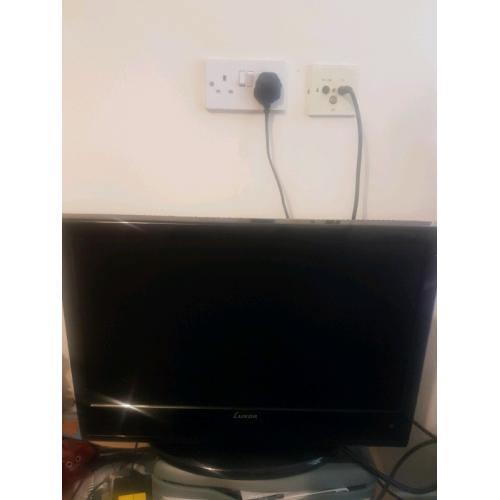 LUXOR SMART TV BARGAIN
