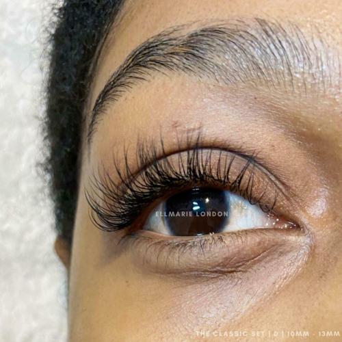 EYELASH EXTENSIONS - CLASSIC, HYBRID, RUSSAIN