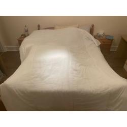 Super King size duvet + bedding set