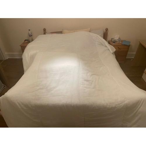 Super King size duvet + bedding set