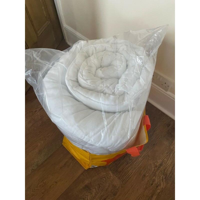 Super King size duvet + bedding set