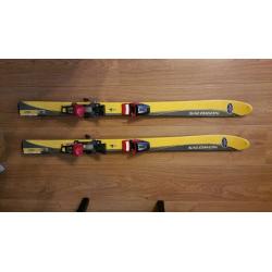 Skis - childs, 110cm length, approx 7 yrs