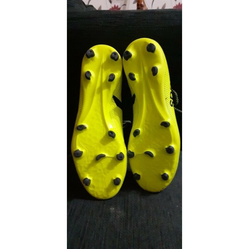 Youths football boots