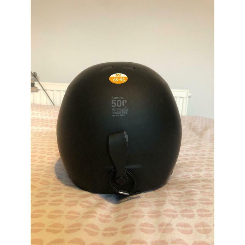 Ski helmet (size M)