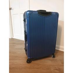 Self Weighing Suitcase 29