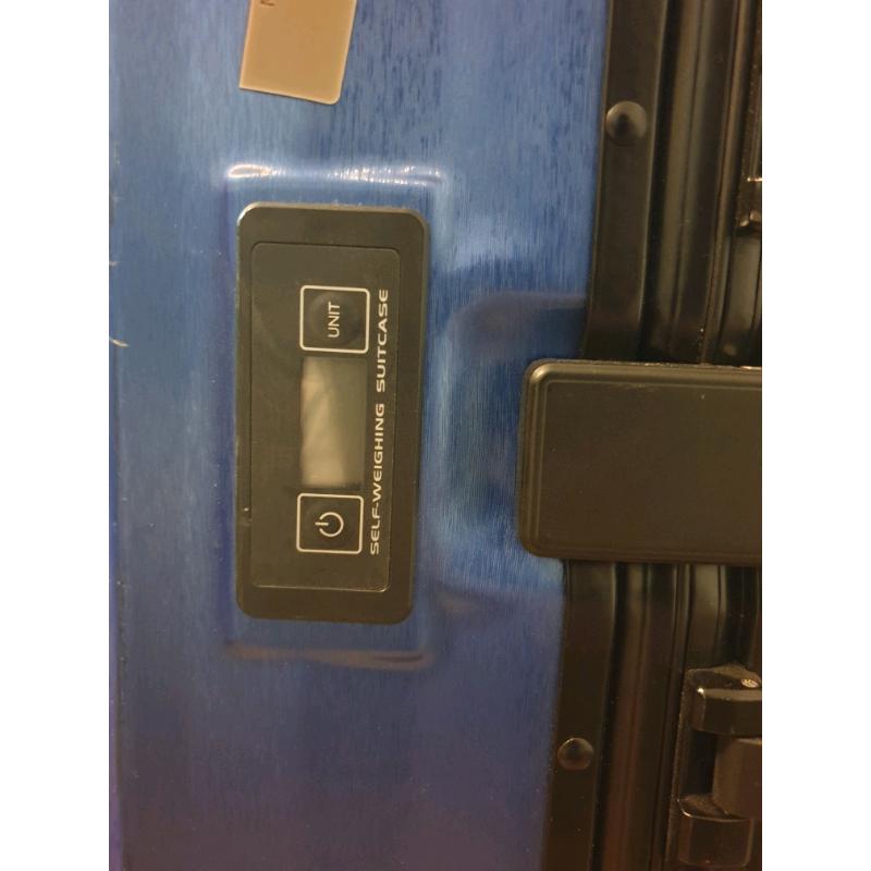 Self Weighing Suitcase 29