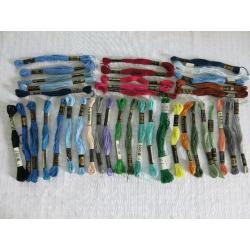 38 x Anchor Embroidery / Cross Stitch Thread bundle - Mix of colours