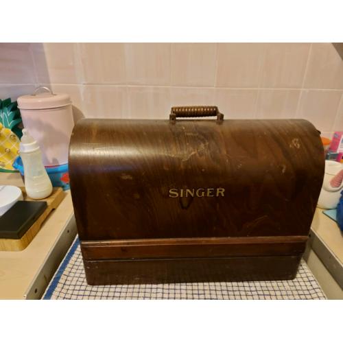 Singer sewing machine