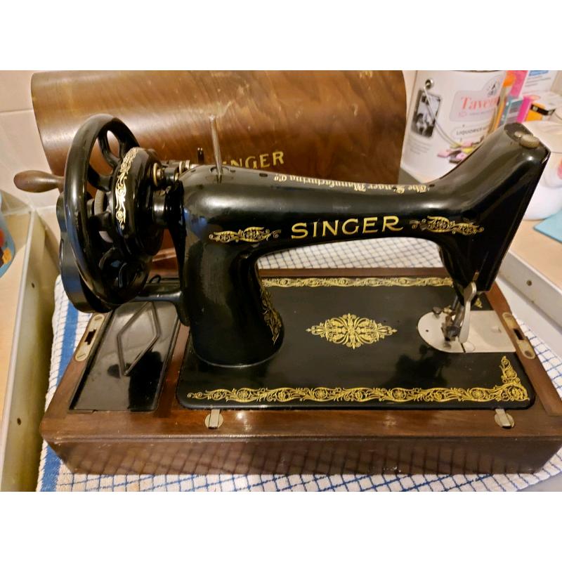 Singer sewing machine