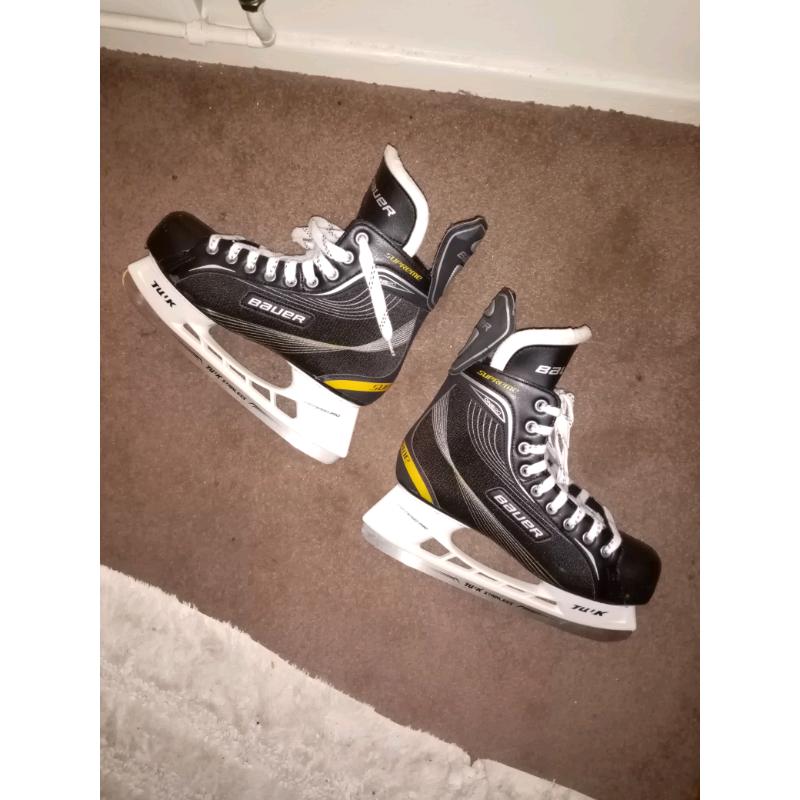 Bauer ice skates