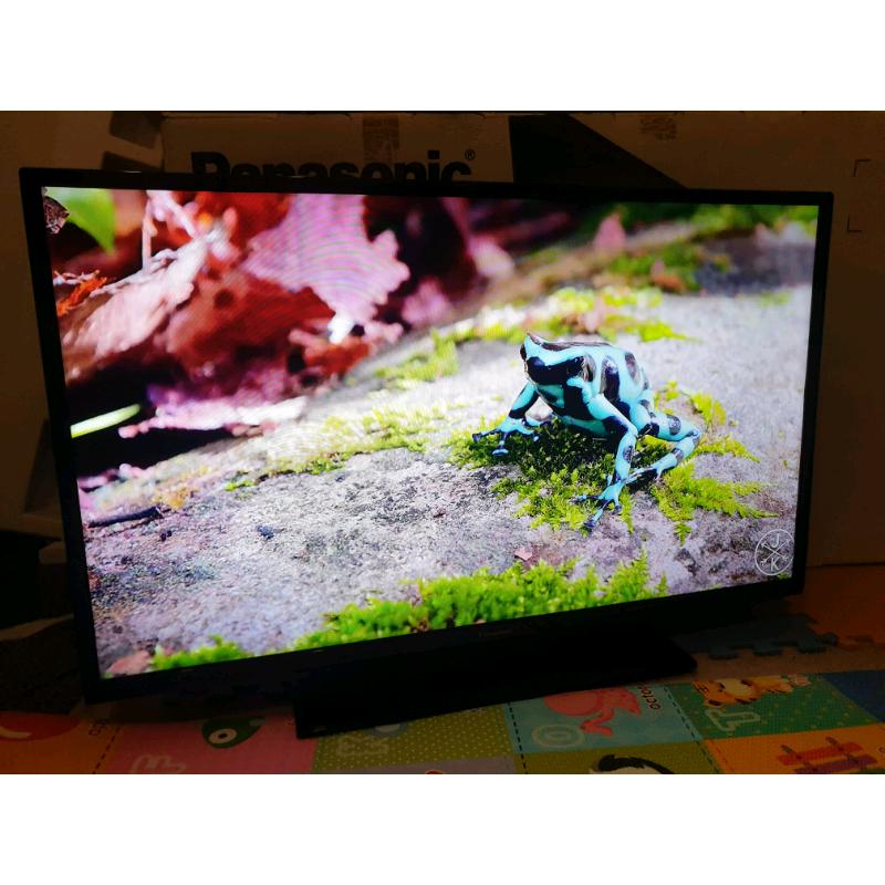 Slim 39in Panasonic TV Television Full HD 1080p boxed