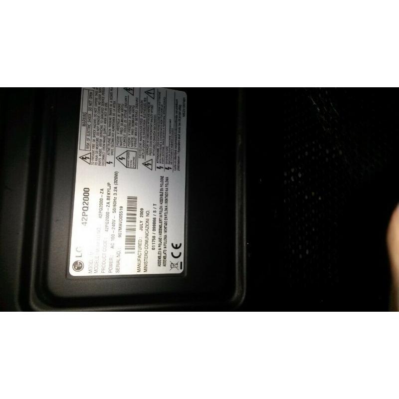LG 42" HD LCD TV HDMi - SWAP XBOX CHEAP PICKUP