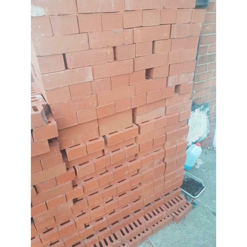 Class B engineering bricks