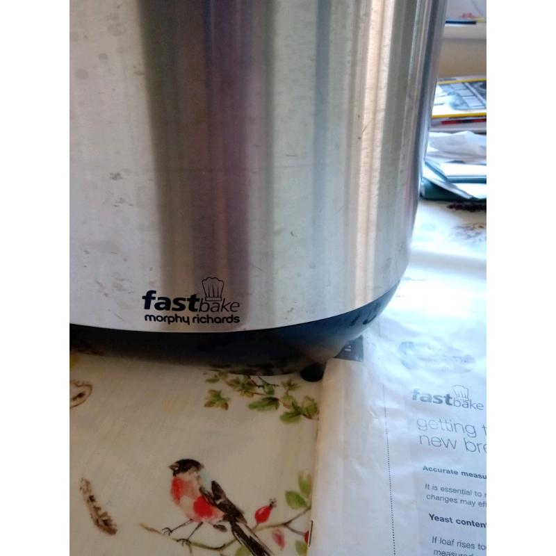 Morphy Richards Stainless steel breadmaker