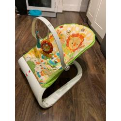 Baby vibrating and bouncing chair