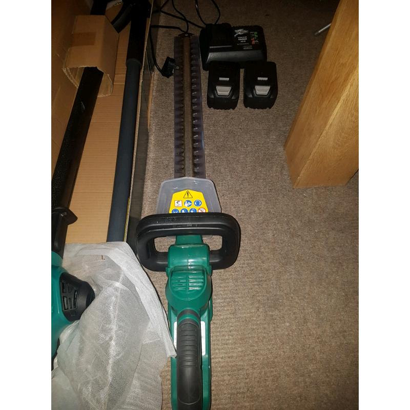 Ferrex cordless hedge trimmer