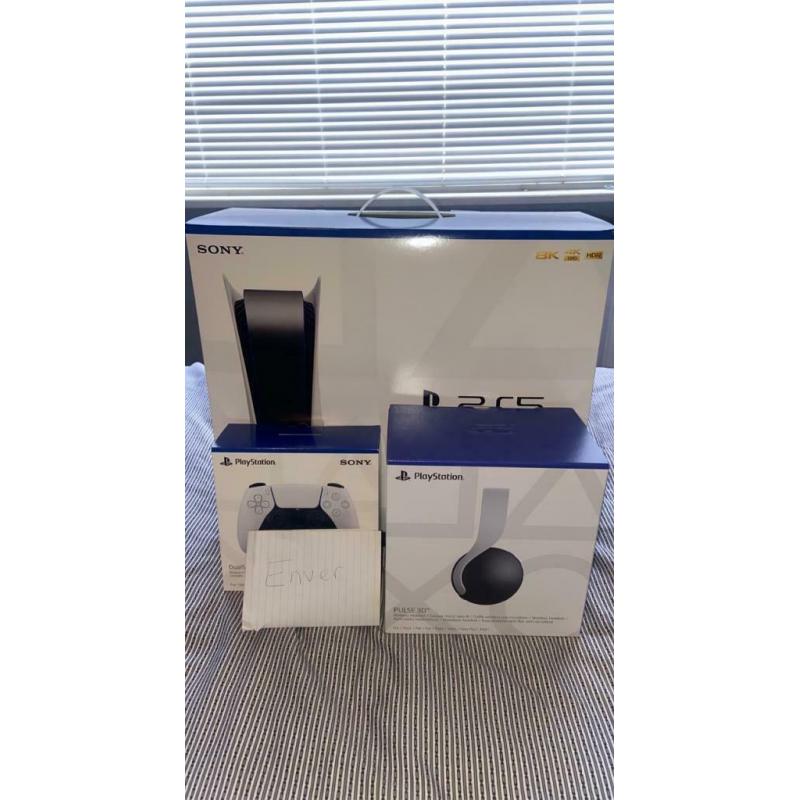 PlayStation 5 Disc Edition with Additional Controller and PlayStation Headset