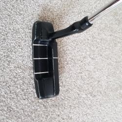 Golf putter
