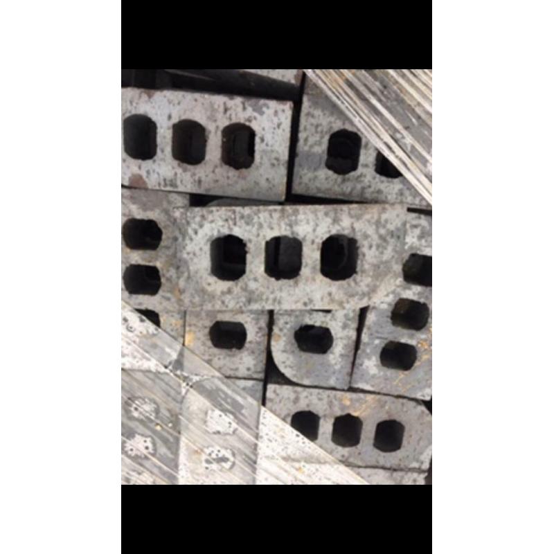 Staffordshire blue single bullnose engineering bricks
