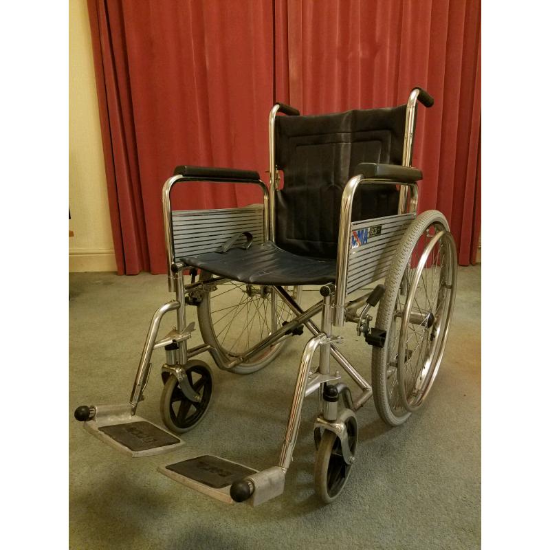 Self Propelled Wheelchair with spare tyres