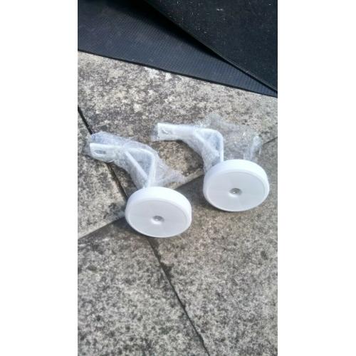 **BRAND NEW** Stabilisers