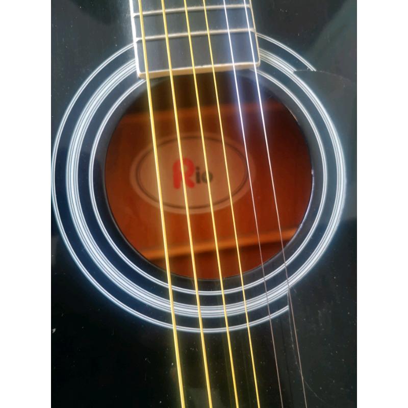 Acustic guitar