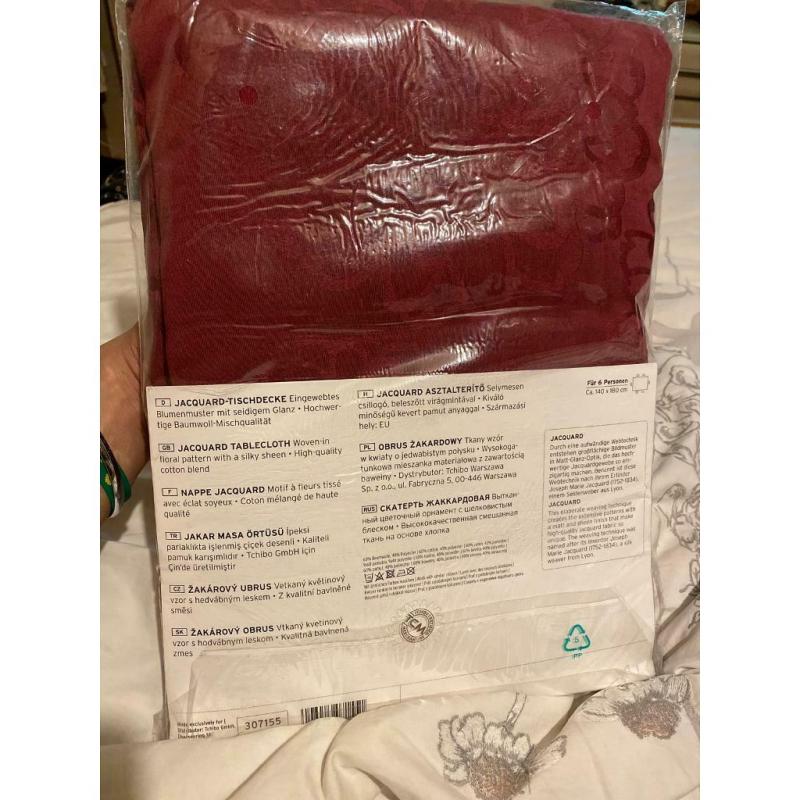 Woven-in Cotton Blend Table Cloth - New