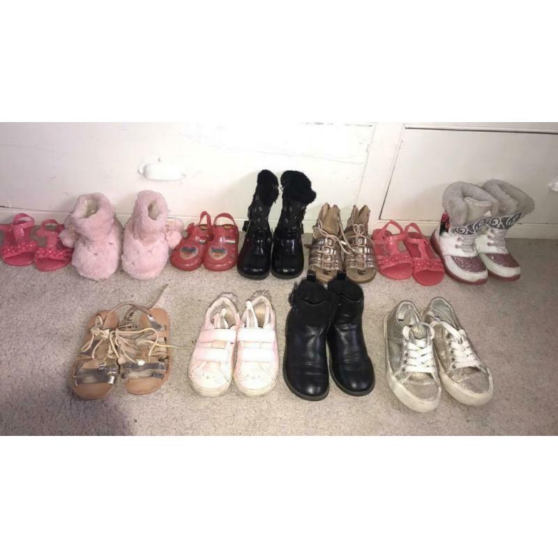Girls shoes