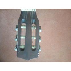 Junior vintage acustic guitar