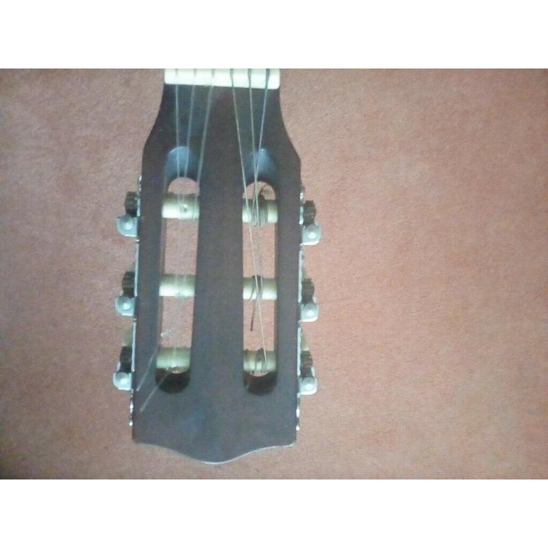 Junior vintage acustic guitar