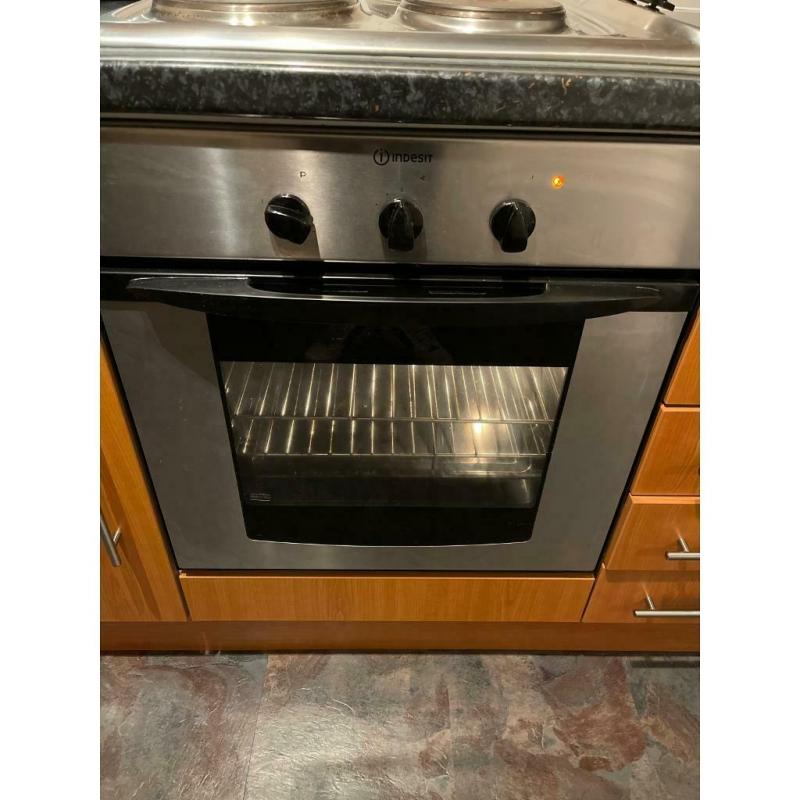 Indesit oven and hob