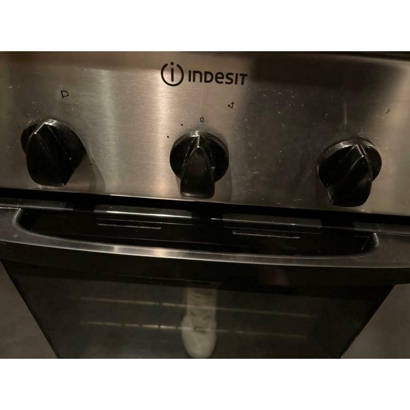 Indesit oven and hob