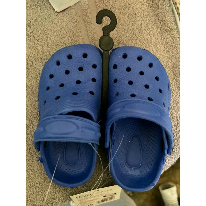 Kids crocs