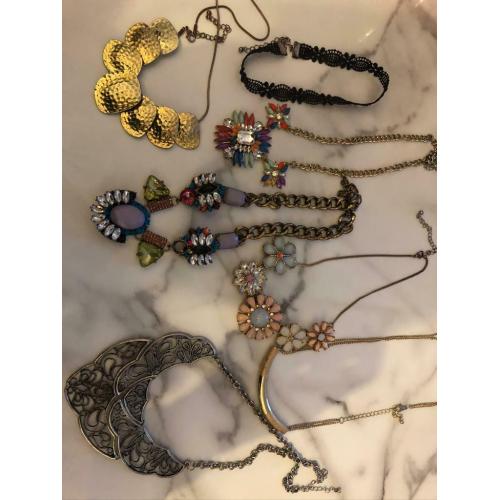 Amazing jewellery bundle- all items and hanger