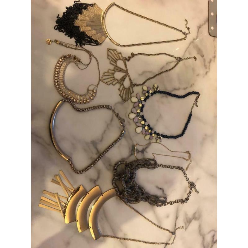 Amazing jewellery bundle- all items and hanger