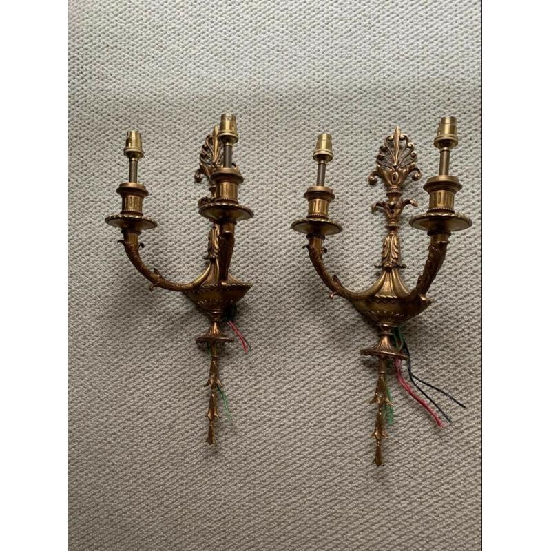 Antique brass wall light