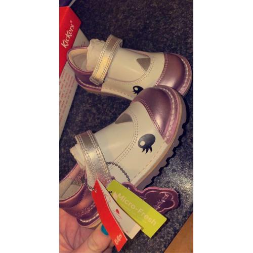 Unicorn kickers